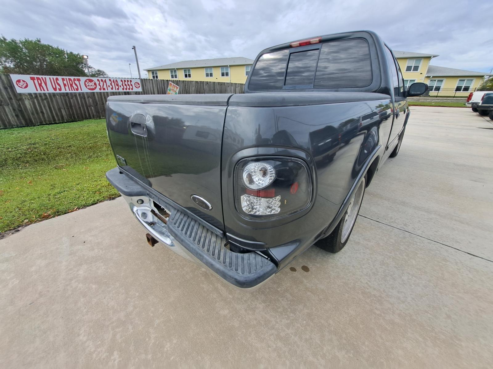 2003 Grey Ford F-150 King Ranch SuperCrew 2WD (1FTRW07L73K) with an 5.4L V8 SOHC 16V engine, 4-Speed Automatic Overdrive transmission, located at 1181 Aurora Rd, Melbourne, FL, 32935, (321) 241-1100, 28.132914, -80.639175 - Photo #1