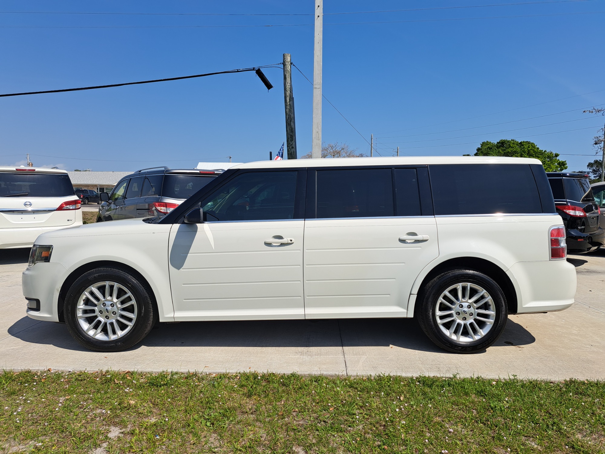 photo of 2014 Ford Flex SEL FWD